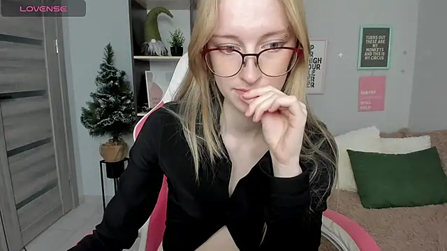 Cinnabonnn_ লাইভ XXX চ্যাট