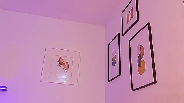 Chat XXX en directo de kinkylittlegirll