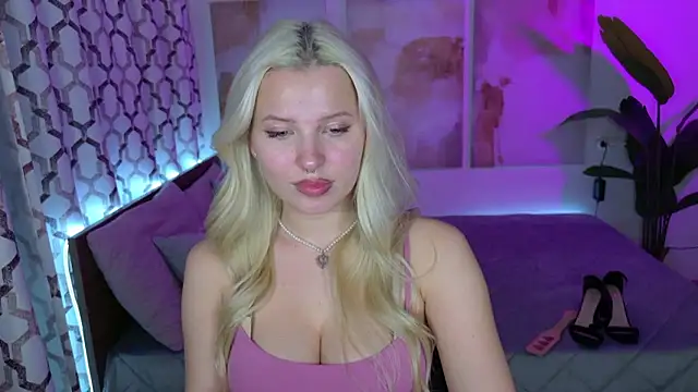 AliceJuly: απευθείας συνομιλία ΧΧΧ