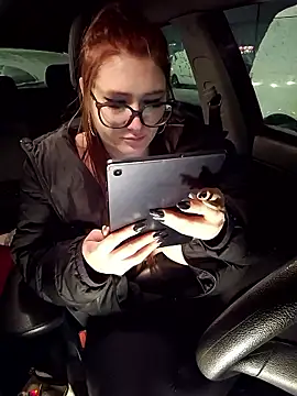 wildyoungNhorny's Live XXX Chat