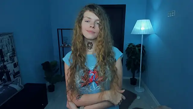 RayaNenlia: απευθείας συνομιλία ΧΧΧ