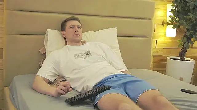 XXX chat uživo modela EthanPinkman