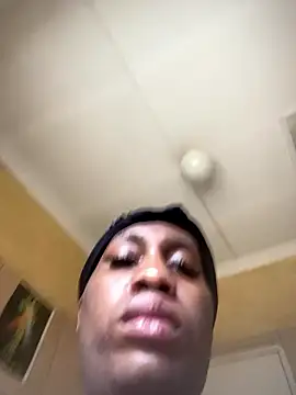 Moorella1 élő XXX-chatje