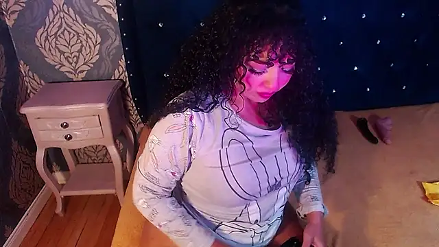 Czat XXX na żywo – Sofiacowperx