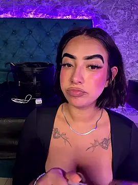 Scarlett-LS' Live XXX Chat