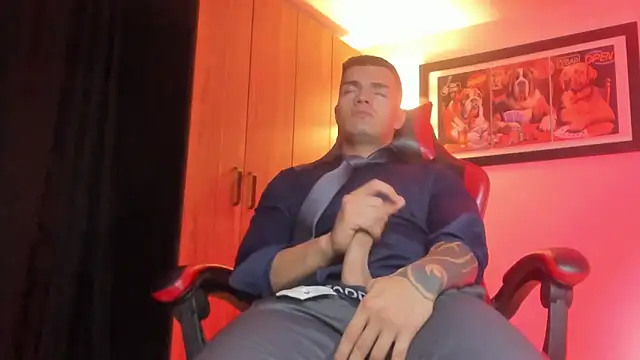 ALPHA_DOMINUS_'s Live XXX Chat