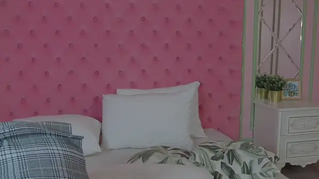 AliceLune: онлайн-секс-чат