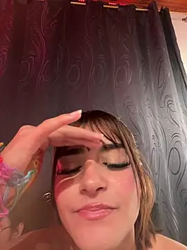 ivy-777's Live XXX Chat