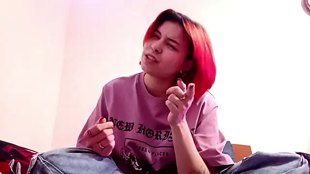 Evakpoplover's Live XXX Chat