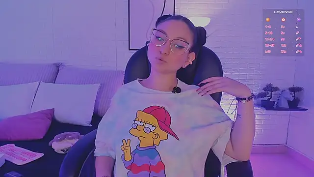 lucy_neil's Live XXX Chat