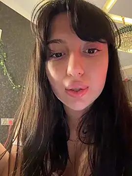 NoraVelour Chat XXX in diretta