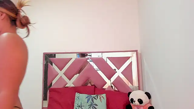 bellalumi Adlı Modelin Canlı XXX Sohbeti