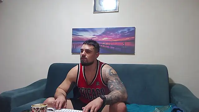 Tiberius_hunk – Naživo XXX chat