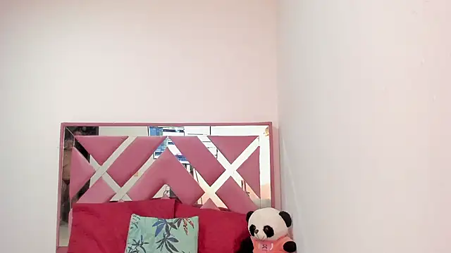 bellalumi's Live XXX Chat