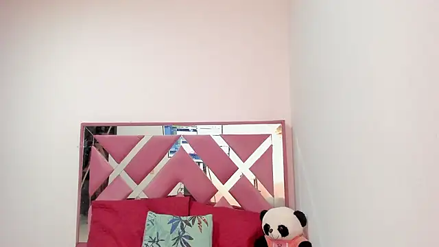 bellalumi's Live XXX Chat