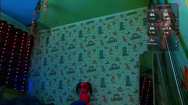 SmokyRose Live XXX Chat