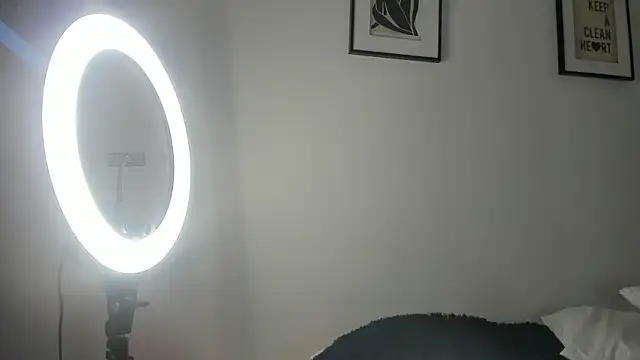 im_miuu's Webcam Show