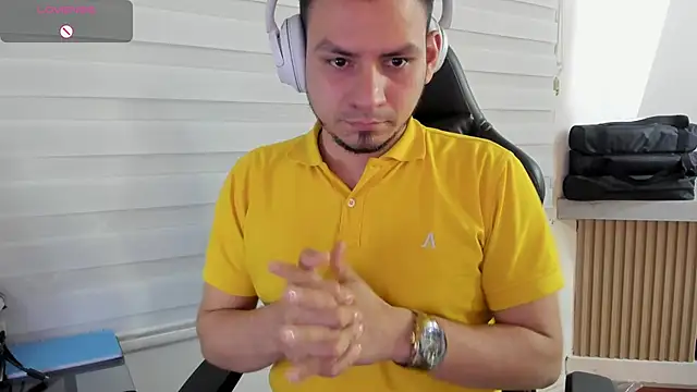 Show modela Rick_Adams na web-kameri