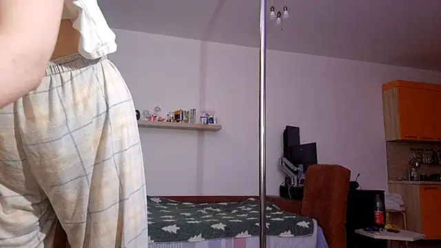 AuraNevera's Live XXX Chat