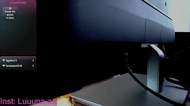 XXX chat uživo modela Gia_Vibey