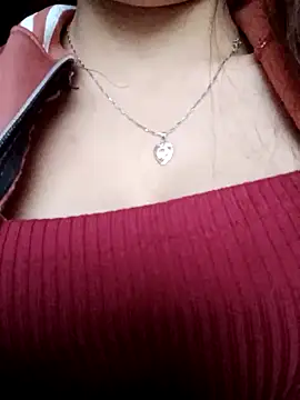 Chat XXX en directo de nhinhi-sexy