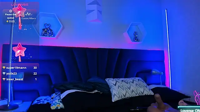 _carla_rosee's Live XXX Chat