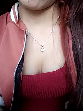 nhinhi-sexy's Live XXX Chat