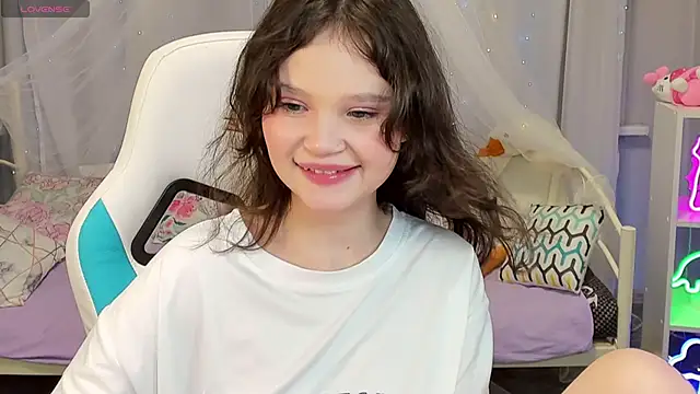 EmilyChaves' Live XXX Chat