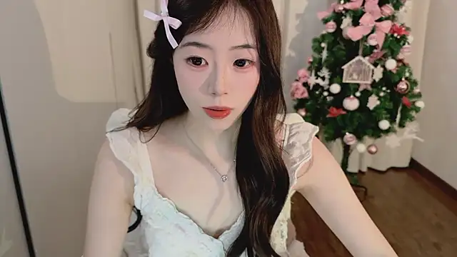 Onecutelittle's Live XXX Chat