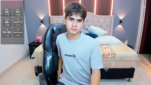 Tommy18__'s Live XXX Chat