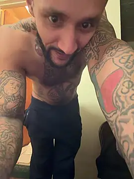 CcincoVilla's Live XXX Chat