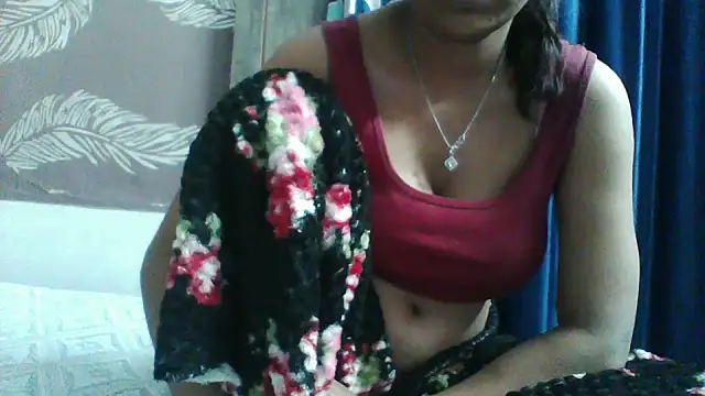 shalini_fire's Live XXX Chat