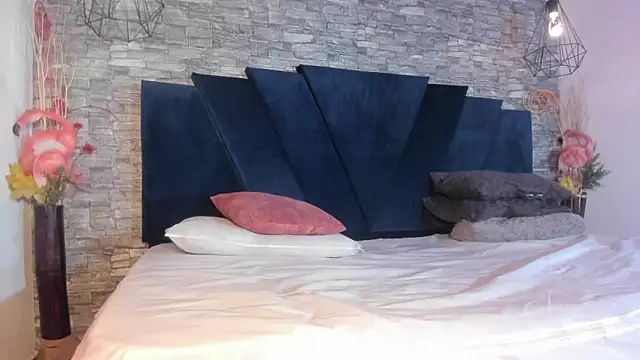 Emily_Brown18 – Naživo XXX chat