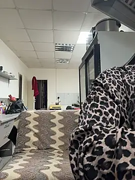 _Mila_Love Adlı Modelin Canlı XXX Sohbeti