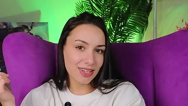 CayIaPirkey 现场XXX聊天