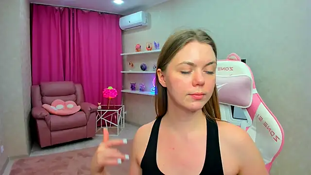 Strawberrye Live XXX-Chat