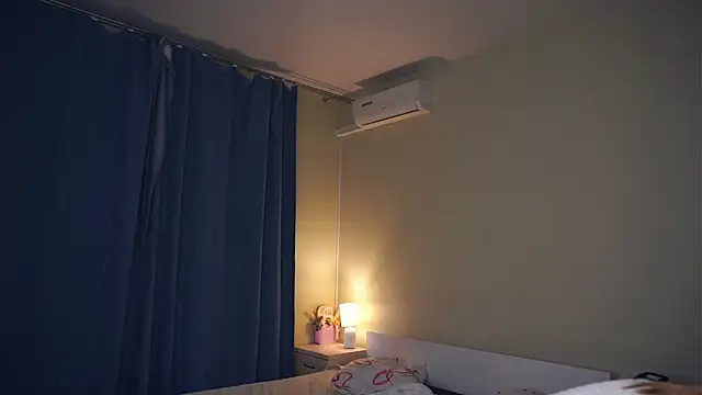 LoraDavi 现场XXX聊天