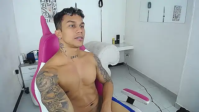 Leonard_Price Webcamshow