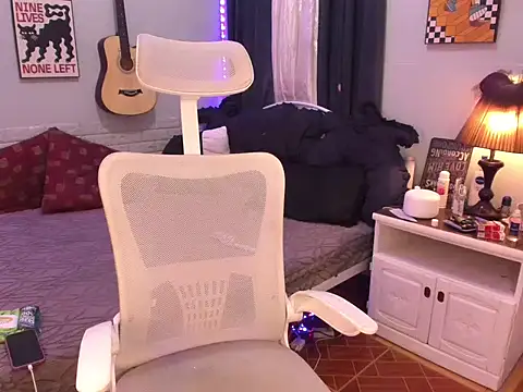 Show modela WILDDENNY1 na web-kameri