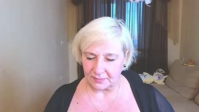 Milana_Milky Adlı Modelin Canlı XXX Sohbeti