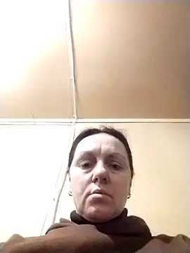 KimmyAghora Adlı Modelin Canlı XXX Sohbeti