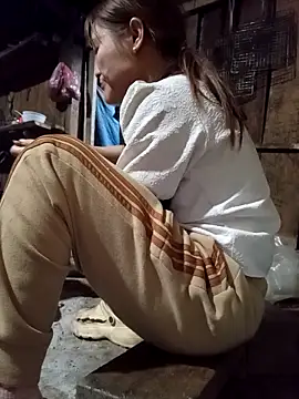 Lee-Thee – Naživo XXX chat