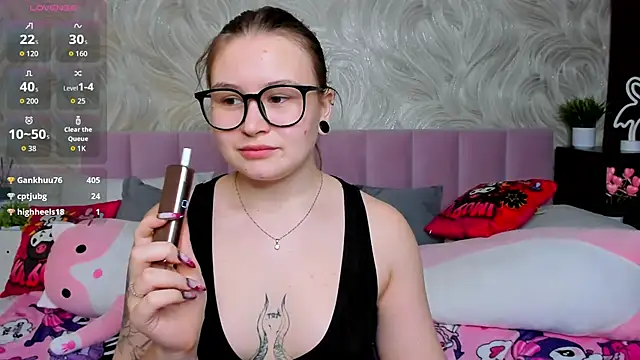 MilanaXHoney Chat XXX live