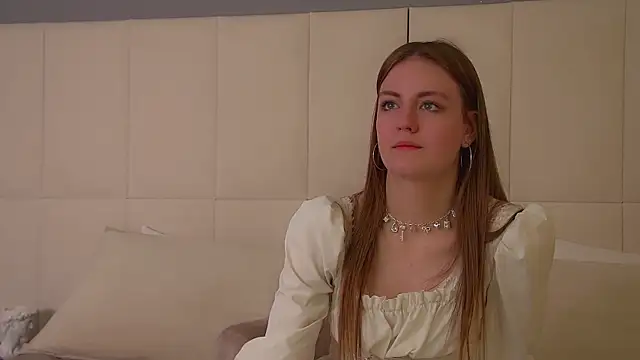 SofiaSarvain Adlı Modelin Web Kamerası Şovu