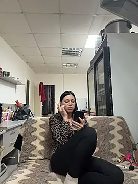 _Mila_Love 即時 XXX 聊天