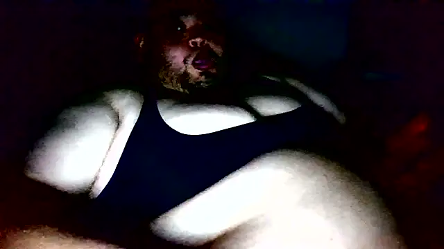 Pantychubs69 Webcam Show