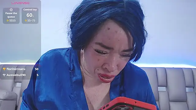 Kittywhiteass' Live XXX Chat