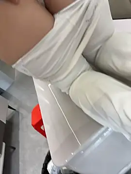 qwe522522 – Naživo XXX chat