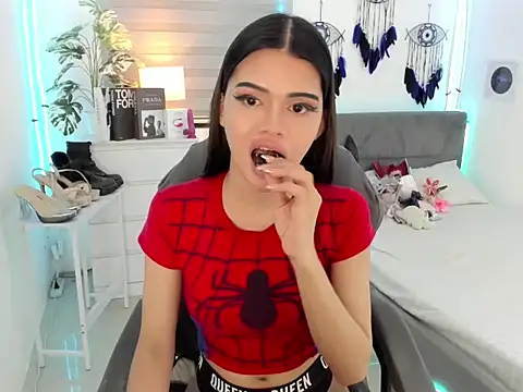 tstoni_talks' Live XXX Chat