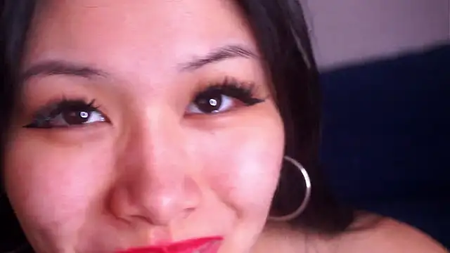 XXX chat uživo modela CaryCompo